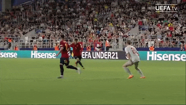 U21 Tây Ban Nha vs U21 Thụy Sĩ 2-1: Gomez lập công, Amdouni gỡ hòa phút bù giờ, Miranda chốt hạ chiếc vé bán kết EURO U21