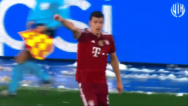 Nhà báo Fabrizio Romano rao tin Benjamin Pavard sẽ về Man City thế chỗ Kyle Walker