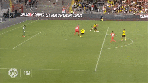 Giao hữu, Oberhausen vs Borussia Dortmund 2-3: Ezekwem, Ruzgis lập công, Reus, Papadopoulos, Bamba ngược dòng chiến thắng nhẹ nhàng