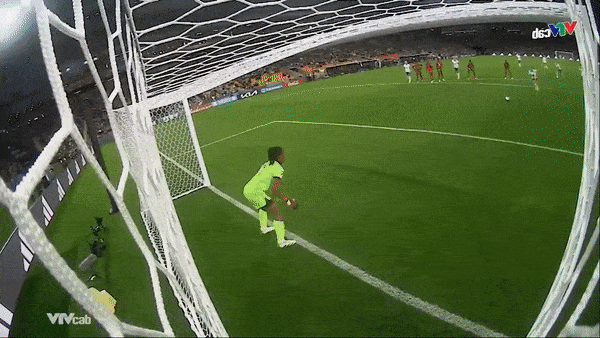 Nữ Anh vs Nữ Haiti 1-0: Batcheba Louis để bóng chạm tay, Stanway chớp thời cơ trên chấm penalty