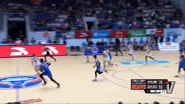 Hanoi Buffaloes vs Danang Dragons 88-69: Anthony January giúp Hanoi Buffaloes chiến thắng dễ dàng và đoạt danh hiệu Player of the Game 