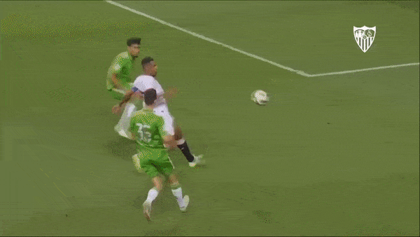 Giao hữu, Sevilla vs Real Betis 1-0: Youssef En-Nesyri's volley tuyệt đẹp, kịp tỏa sáng giành chiến thắng 