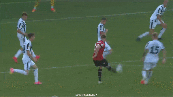 Sandhausen vs Hannover 3-3: Louis Schaub, Marcel Halstenberg, Cedric Teuchert lập công, Rouwen Hennings, Tim Maciejewski, Tim Knipping ngược dòng cứu thua