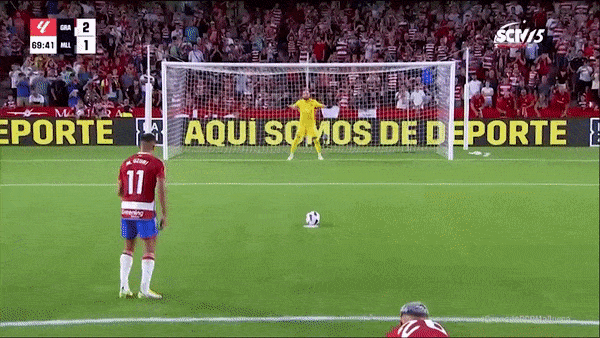 Granada vs Mallorca 3-2: Abdon Prats, Samu Costa lập công, Angel, Martinez, Myrto Uzuni ngược dòng chiến thắng nhờ chấm penalty