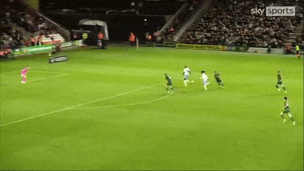 Plymouth vs Crystal Palace 2-4: Ben Waine, Luke Cundle lập công, Edouard ghi bàn, Philippe Mateta xuất thần hattrick giành vé đi tiếp