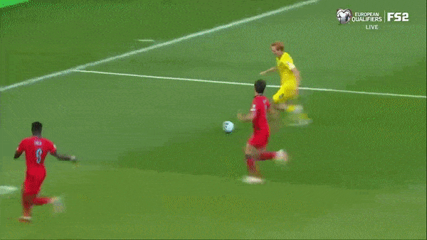 Ukraine vs Anh 1-1: Konoplya kiến tạo, Zinchenko xuất sắc mở bàn, Kyle Walker cứu thua "Tam sư"