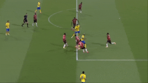 Al Raed vs Al Nassr 1-3: Lần lượt Mane, Talisca, Ronaldo tỏa sáng, Fouzair ghi bàn danh dự nhờ chấm penalty