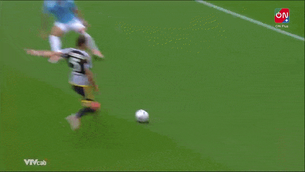 Juventus vs Lazio 3-1: Vlahovic xuất thần cú đúp, Chiesa góp công chiến thắng, Luis Alberto ngược dòng bất thành