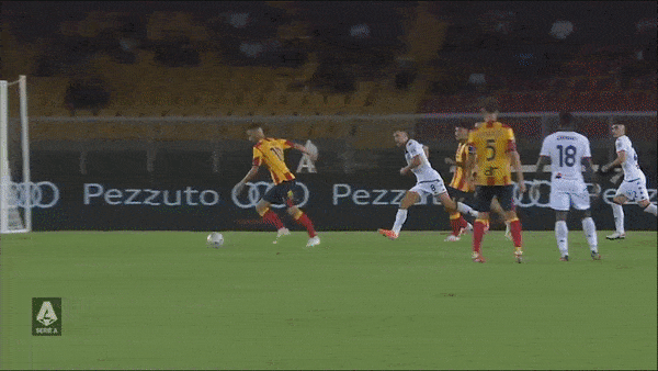 Lecce vs Genoa 1-0: Valentin Gendrey kiến tạo, Remi Oudin sút xa góc hẹp, ghi bàn duy nhất giành 3 điểm