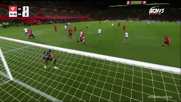 Mallorca vs Barcelona 2-2: Muriqi mở bàn, Raphinha gỡ hòa, Prats lập công, Lopez cứu thua Barca, Maffeo bị thẻ đỏ