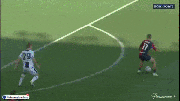 Udinese vs Genoa 2-2: Lorenzo Lucca mở bàn, Guomundsson xuất thần cú đúp, Alan Matturro phản lưới nhà, Sandi Lovric nhận thẻ đỏ