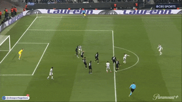 E.Frankfurt vs PAOK 1-2: Marmoush lập công, Kedziora, Zivkovic tỏa sáng, Kristijan Jakic bị thẻ đỏ cuối trận