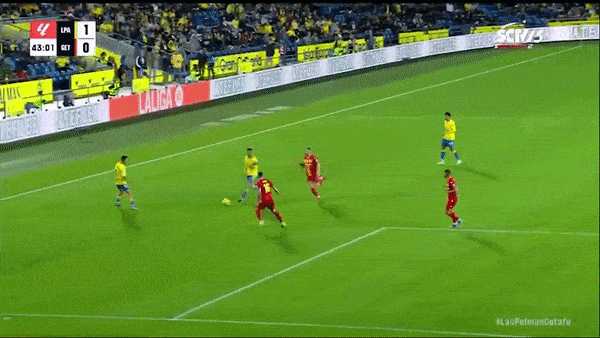 Las Palmas vs Getafe 2-0: Julian Araujo mở bàn, Omar Alderete nhận thẻ đỏ, Cristian Herrera ấn định chiến thắng