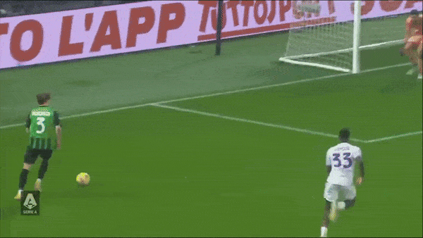 Sassuolo vs Fiorentina 1-0: Pinamonti sớm mở bàn, VAR không công nhận bàn thắng của Thorstvedt, Martinez, Bonaventura thì hỏng penalty