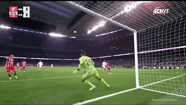 Real Madrid vs Almeria 3-2: Ramazani sớm mở bàn, Gonzalez lập công, Bellingham, Vinicius, Carvajal ngược dòng nhờ penalty