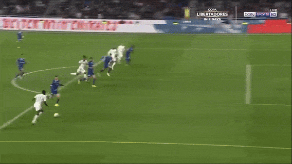 Lyon vs Marseille 1-0: Alexandre Lacazette chớp thời cơ ghi bàn duy nhất, bỏ túi 3 điểm gọn gàng 