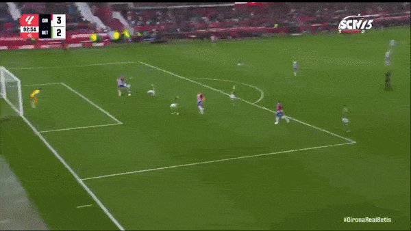 Girona vs Real Betis 3-2: Artem Dovbyk cú đúp nhờ chấm penalty, Willian Jose ngược dòng nhưng Christian Stuani chốt hạ 3 điểm phút bù giờ