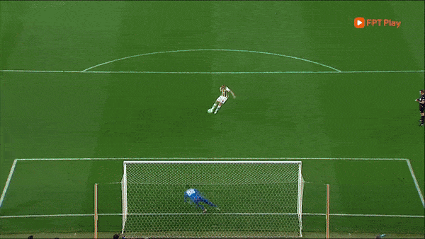 Fenerbahce vs Olympiakos 1-0 (2-2, pen 2-3): Kahveci mở bàn, Bonucci, Under, Tadic hỏng penalty, Olympiakos giành vé bán kết UEFA Europa Conference gặp Aston Villa