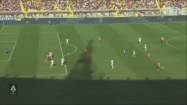 Lecce vs Monza 1-1: Tâm điểm phút bù giờ, Nikola Krstovic mở bàn phút 90'+2, Matteo Pessina gỡ hòa phút 90'+6 nhờ penalty