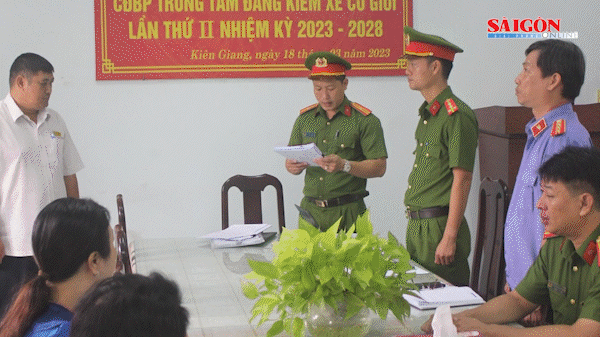 Bản tin nóng: Bắt Giám đốc Trung tâm Đăng kiểm 68-01S 