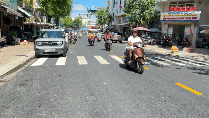 Người dân TPHCM phấn khởi trước diện mạo mới của nhiều tuyến đường