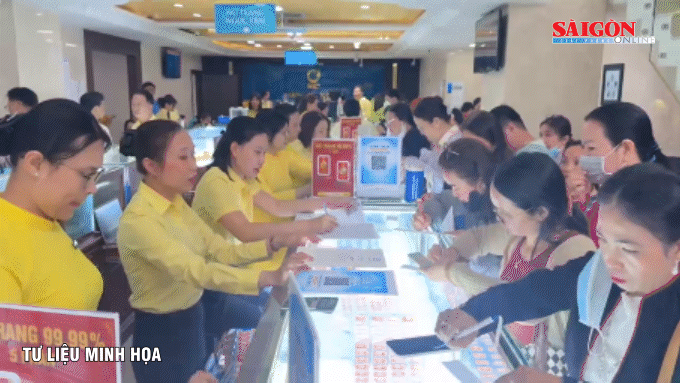 Tuần qua, giá vàng tiếp tục giảm, mua vàng miếng SJC dễ hơn