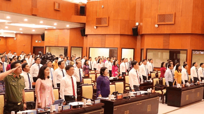 Khai mạc kỳ họp thứ 3 HĐND TPHCM khóa XI: Xem xét nhiều chính sách dân sinh