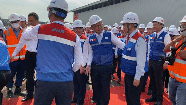 TPHCM ra mắt đoàn tàu metro số 1