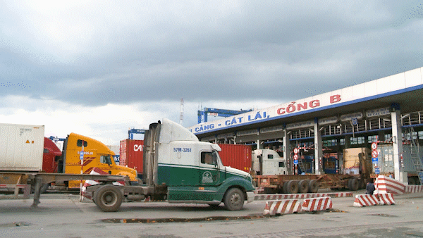 Ministry proposes to PM solutions to ease cargo congestion at Cat Lai Port 