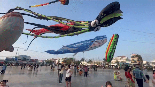 Hàng trăm ngàn lượt khách đến phía Đông TPHCM vui chơi dịp Tết dương lịch 2026