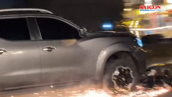 Ô tô kéo lê xe máy khiến một người tử vong