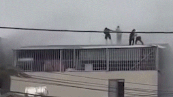 7 người hùng cứu người trong vụ cháy ở Lĩnh Nam được trao tặng bằng khen 