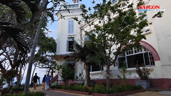 Nha Trang: Sau hơn 10 năm đóng cửa, Lầu Bảo Đại chính thức đón khách tham quan