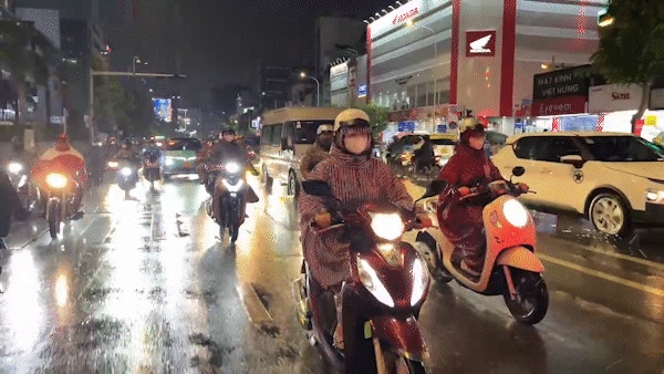 Nhiều nơi ở Nam bộ tiếp tục có mưa to
