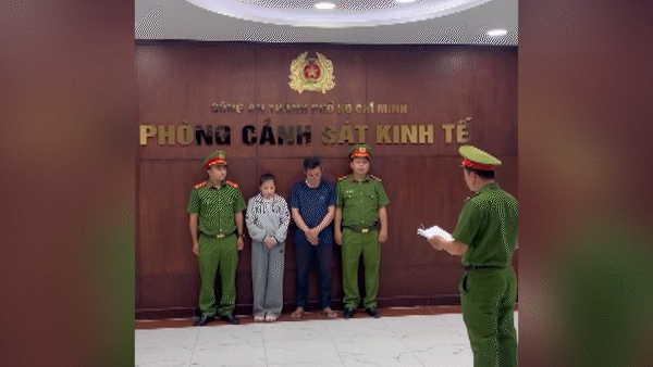 TPHCM: Triệt phá đường dây sản xuất, tiêu thụ hơn 4 tấn bột ngọt giả