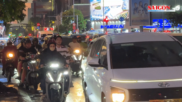 Nam bộ tiếp tục có mưa trong ngày 3-6