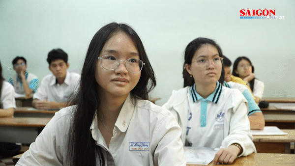 Điểm sàn xét tuyển các trường dao động từ 15 đến 25 điểm