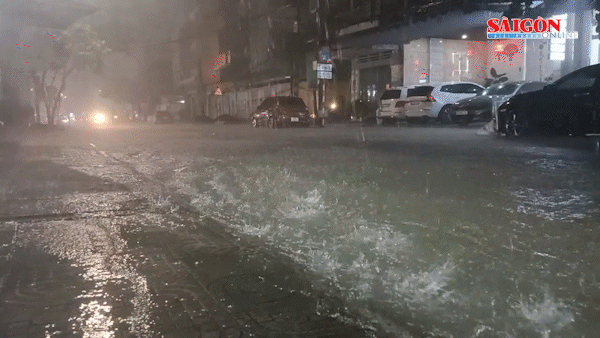 Dự báo Trung bộ và Nam bộ có mưa dông trong đêm nay và sáng mai 11-10