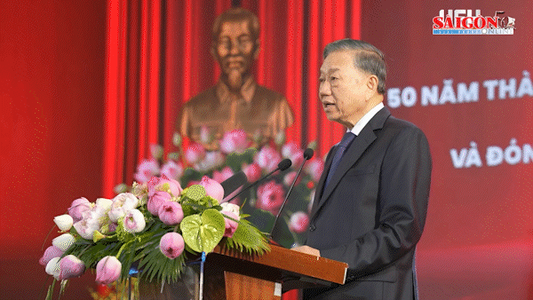 Đại học Kinh tế TPHCM kỷ niệm 50 năm thành lập