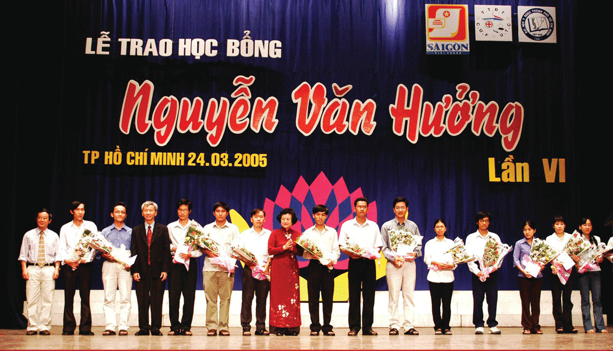 Sai Gon Giai Phong Newspaper celebrates 45th founding anniversary ảnh 3