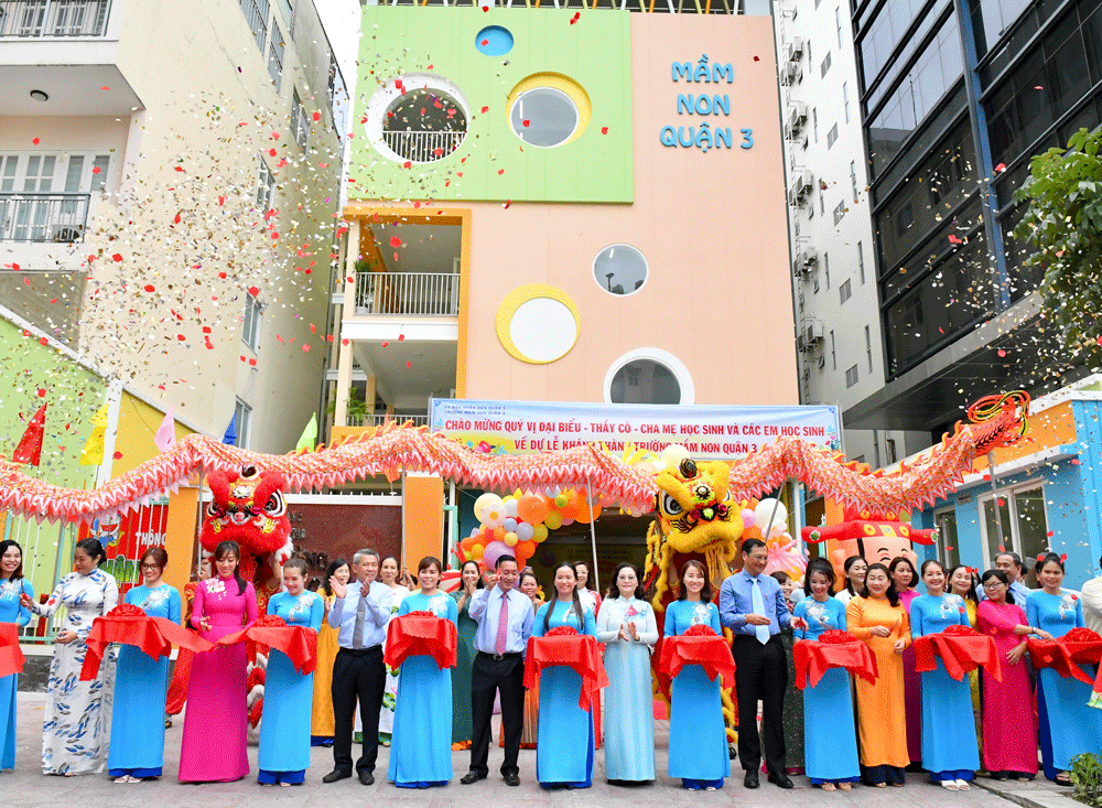 HCMC’s District 3 inaugurates national-standard kindergarten ảnh 1