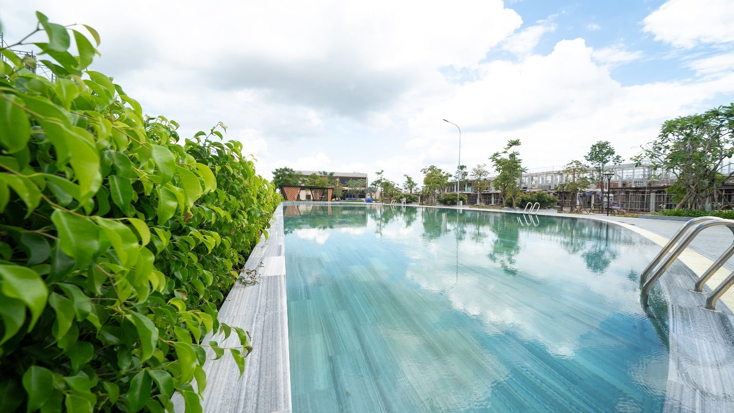 Hồ bơi tại dự án K-Home New City.