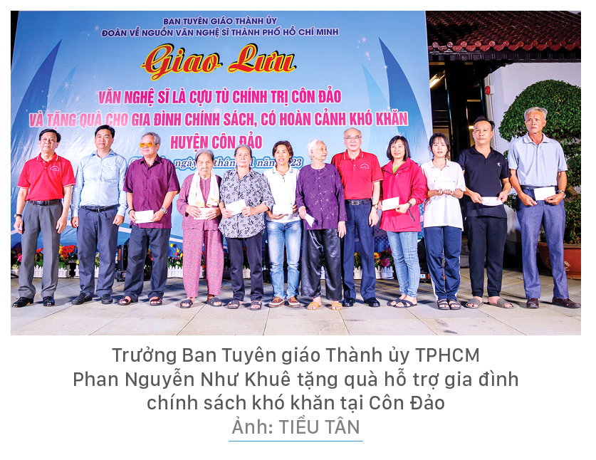 Linh thiêng đất anh hùng - nối tiếp niềm tự hào ảnh 15