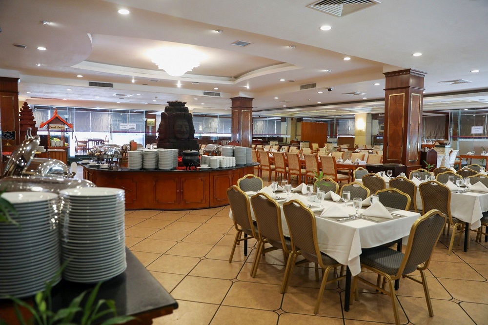 Nhà ăn rất rộng, cùng thực đơn buffet đa dạng để phục vụ cho nhu cầu của tất cả các đội tuyển U22 lưu trú tại Phnom Penh Hotel
