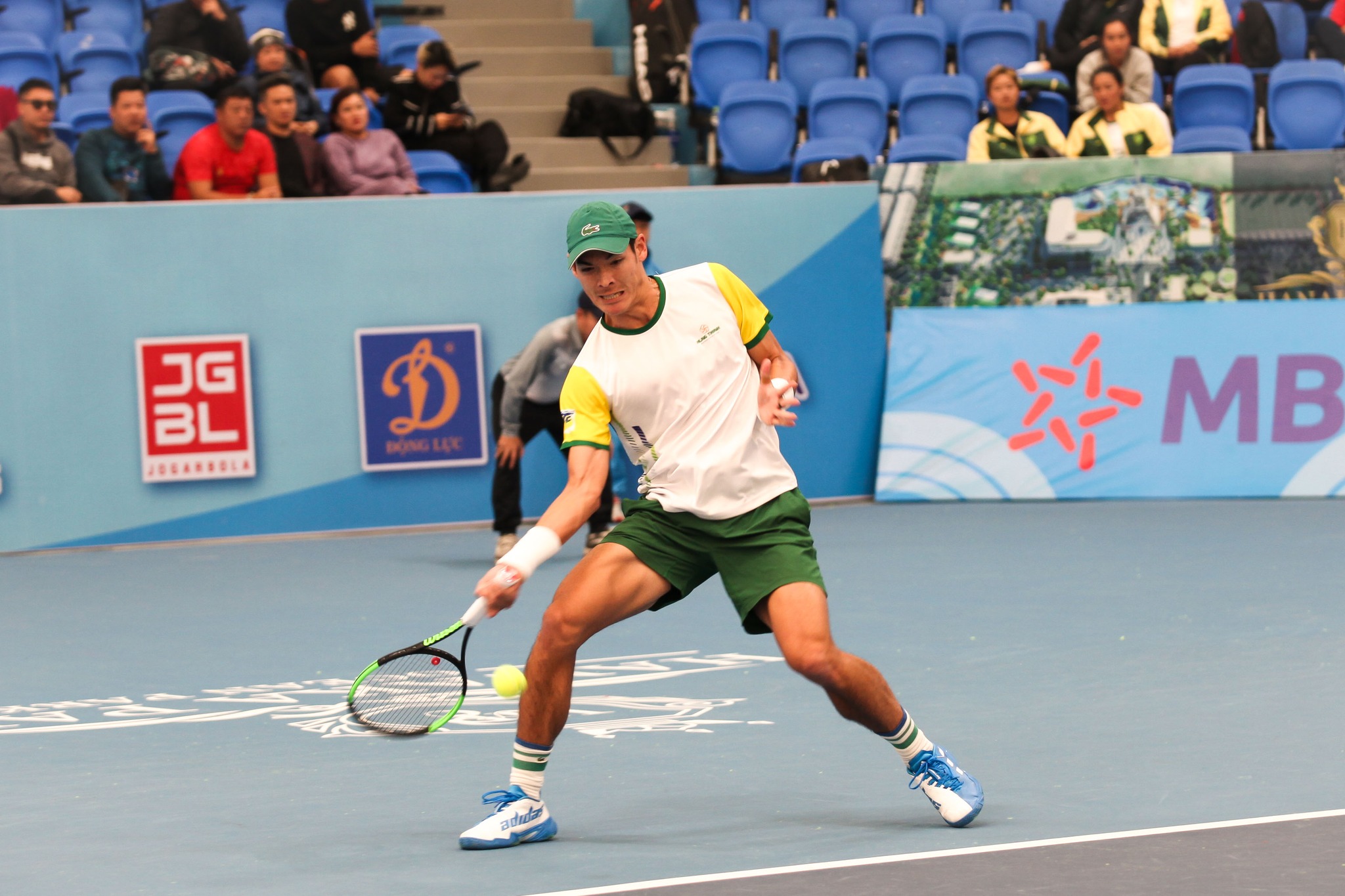 Tay vợt Việt Kiều từng hạng 181 thế giới Thái Sơn Kwiatkowski Tay vợt Việt Kiều từng hạng 181 thế giới Thái Sơn Kwiatkowski