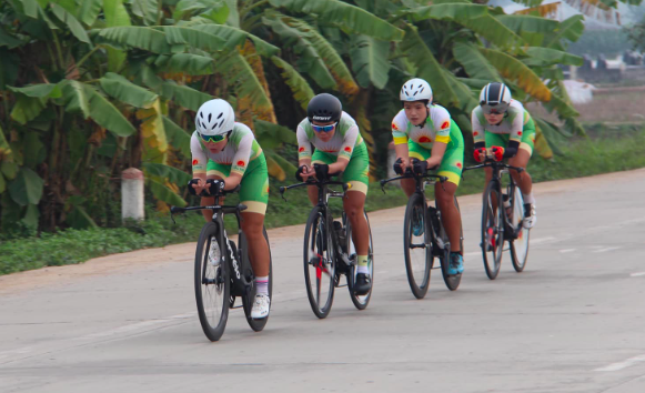 Các cô gái An Giang vẫn bất bại trong 3 ngày thi đấu vừa qua Các cô gái An Giang vẫn bất bại trong 3 ngày thi đấu vừa qua