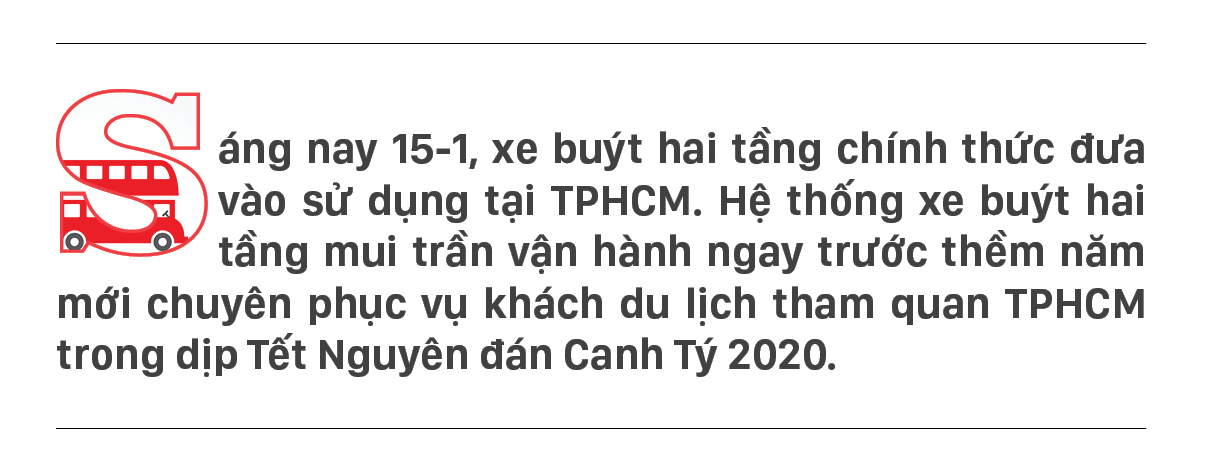 Trải nghiệm 'buýt mui trần' tại TPHCM ảnh 1