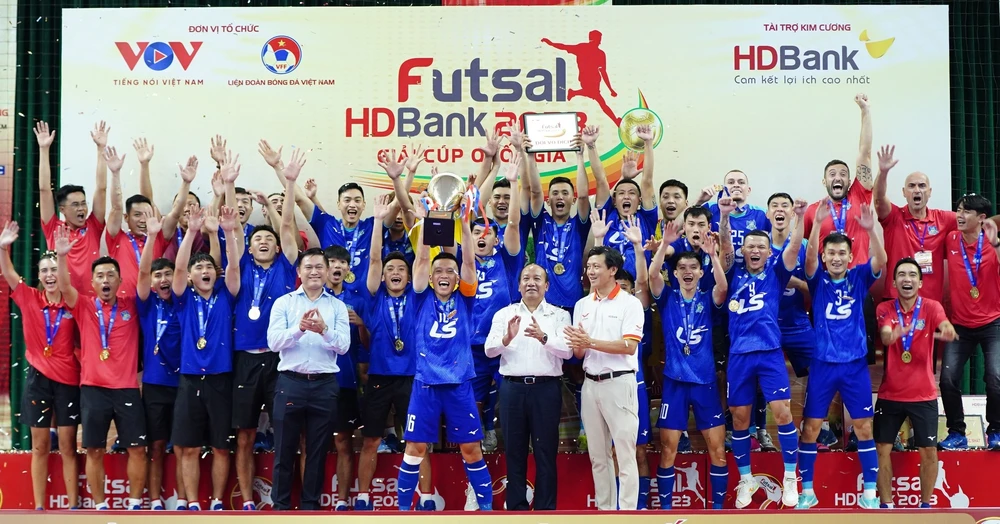 Thái Sơn Nam TPHCM nâng cao danh hiệu Futsal Cúp quốc gia 2023.