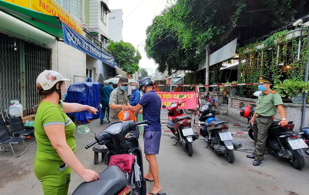 Những cử tri đặc biệt tham gia bầu cử ảnh 7 Những cử tri đặc biệt tham gia bầu cử ảnh 7