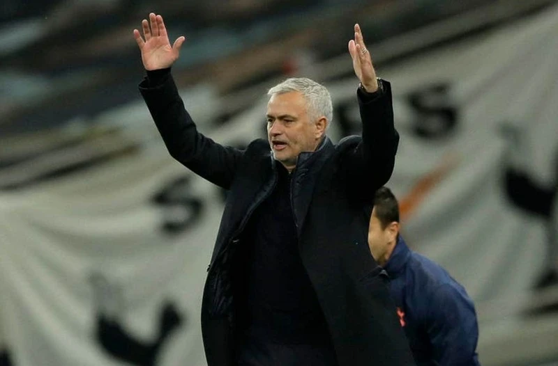 Mourinho “hoang mang” khi Tottenham hoang phí lợi thế 3 bàn ảnh 1 Mourinho “hoang mang” khi Tottenham hoang phí lợi thế 3 bàn ảnh 1